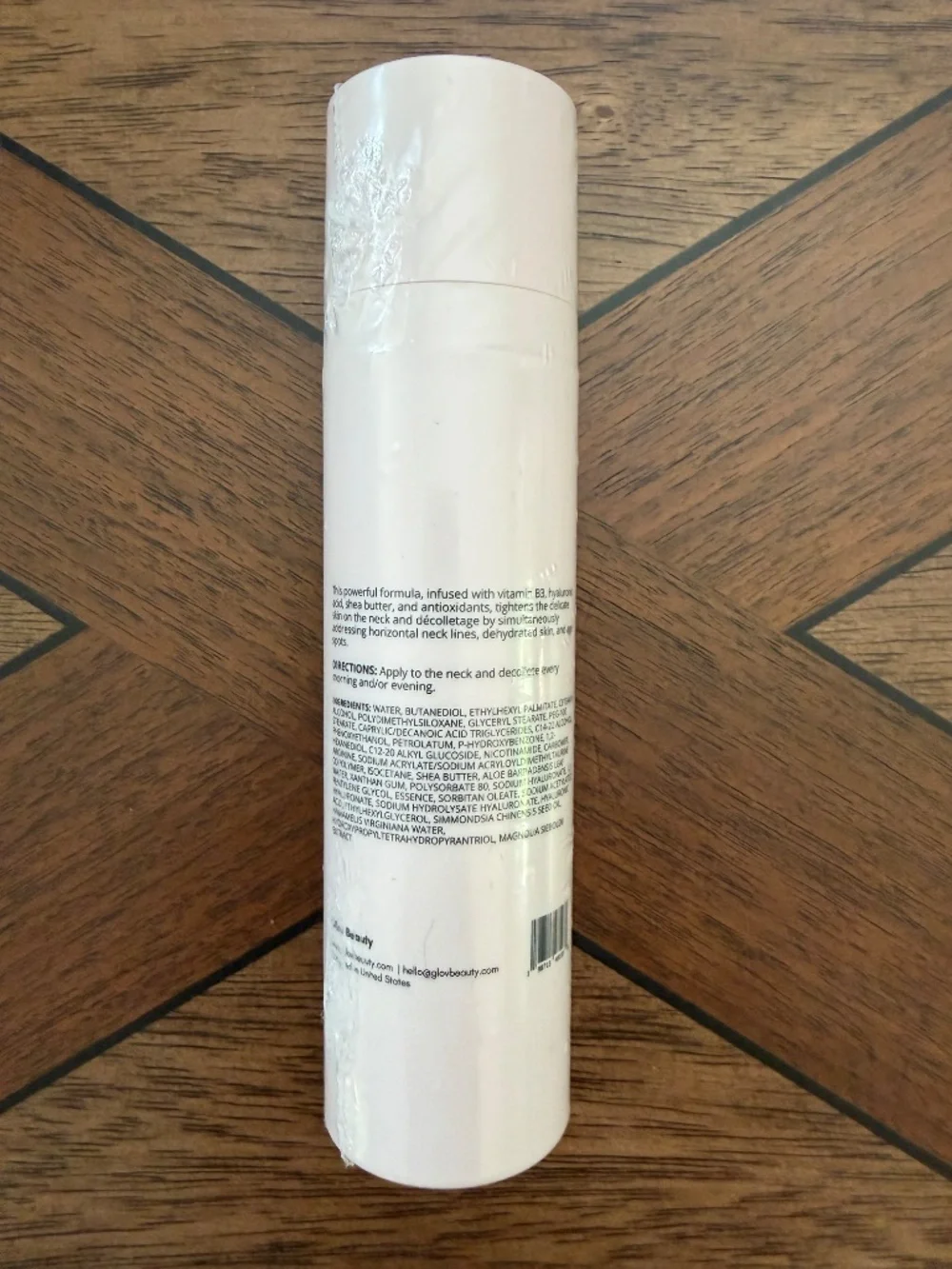 Glov Beauty Neck Cream Lift & Firm New and Sealed!